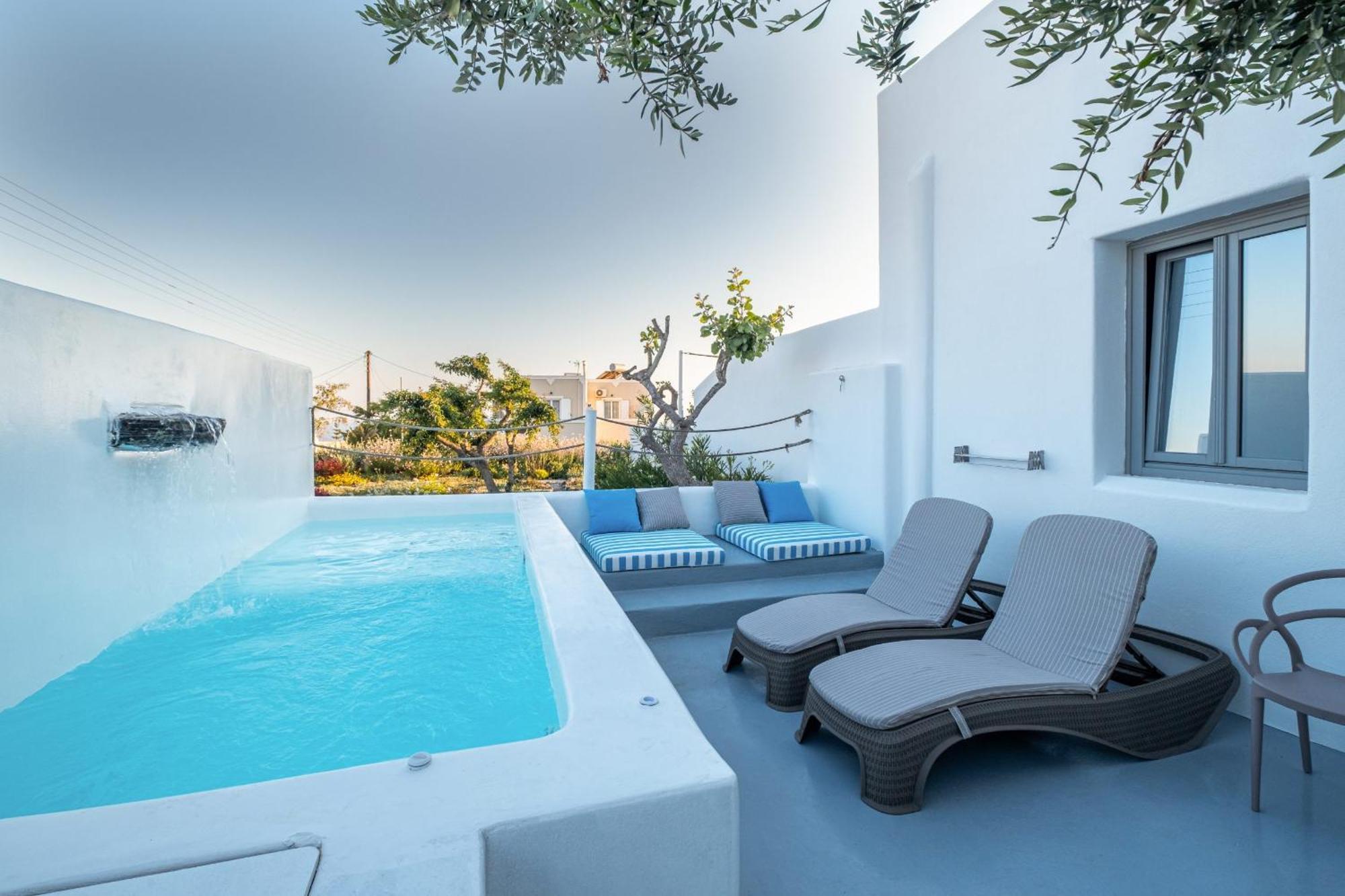 Majestic Sky Luxury Suites Megalochori  Exteriör bild